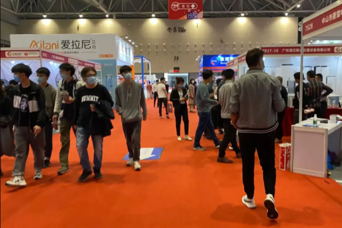 家电百家争鸣，谁家能拔得头筹？